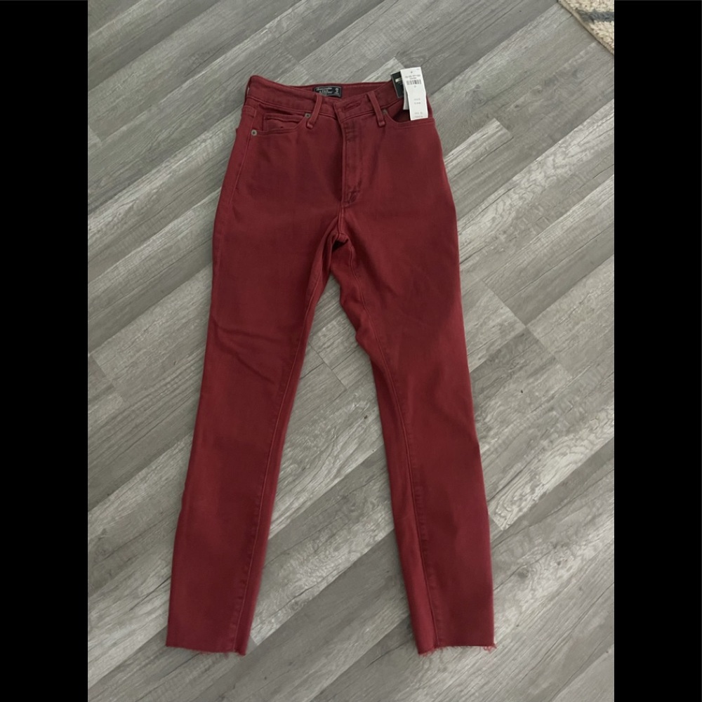New with tags! Abercrombie and Fitch bergundy jean